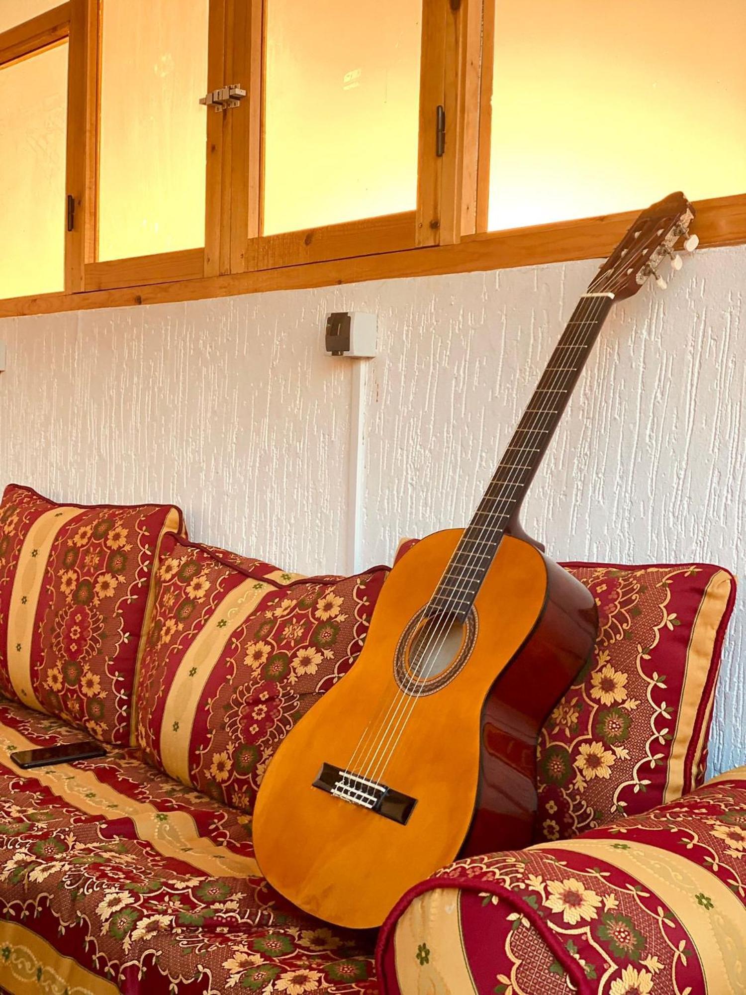 Red Carpet Surf Camp Sea, Mountain & Garden Escape Hotel Tamraght Exterior photo