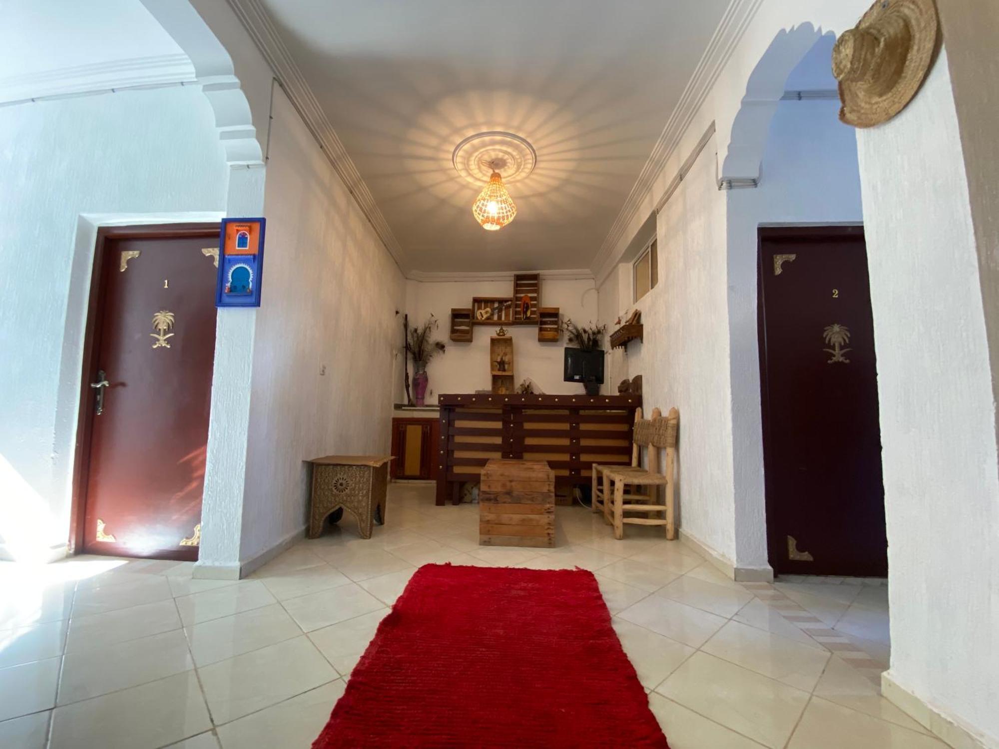 Red Carpet Surf Camp Sea, Mountain & Garden Escape Hotel Tamraght Exterior photo